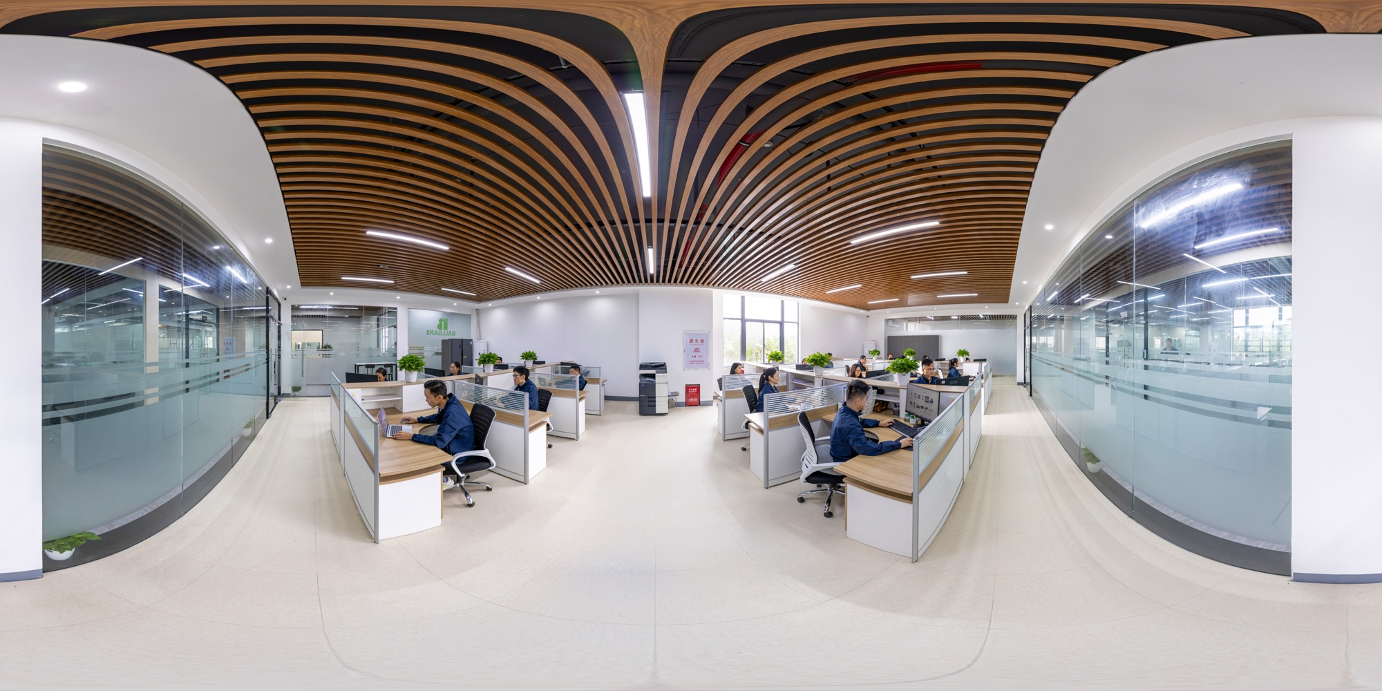 Office1_3.jpg